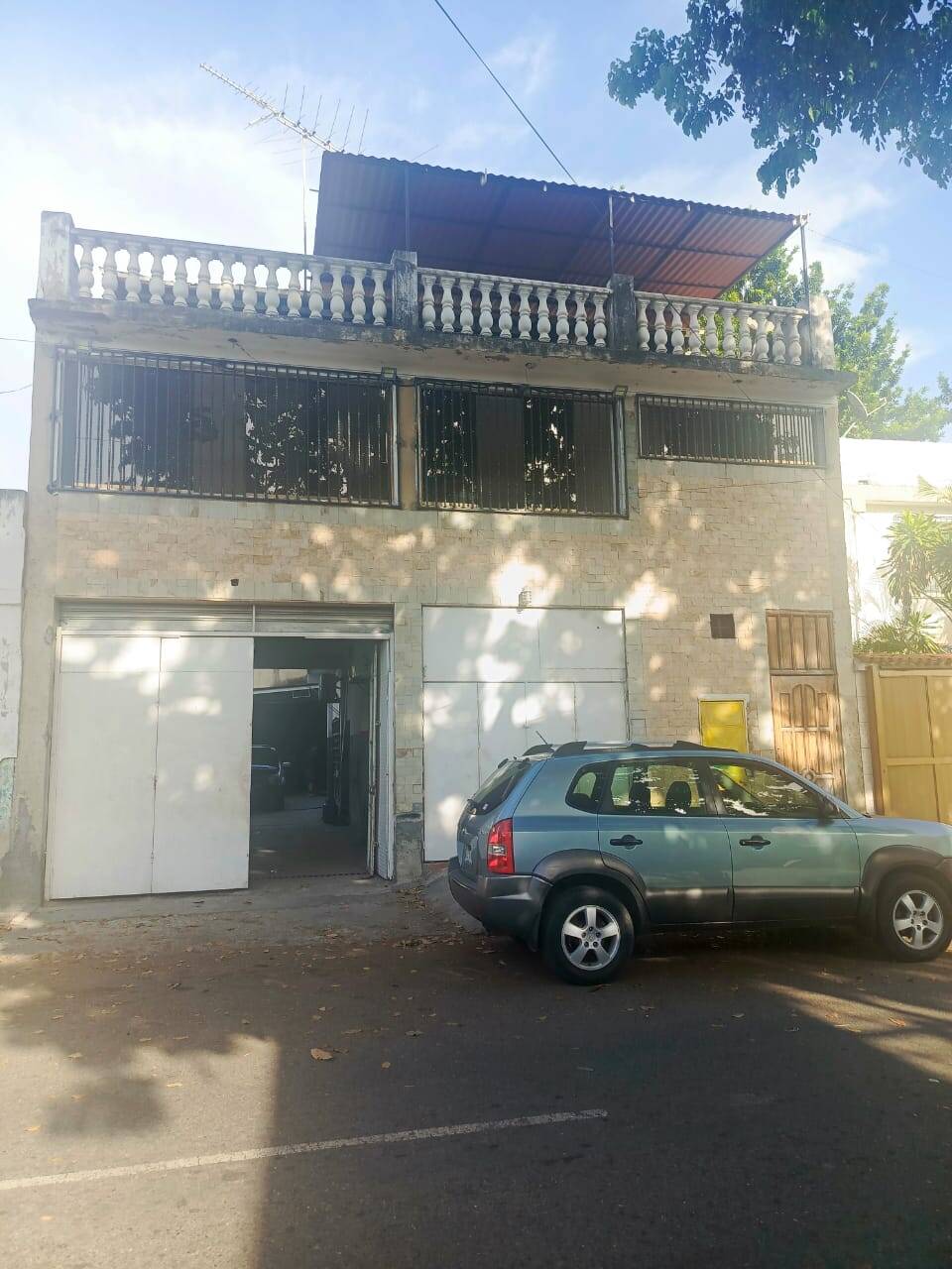 #20 - Casa para Venta en La Guaira - X