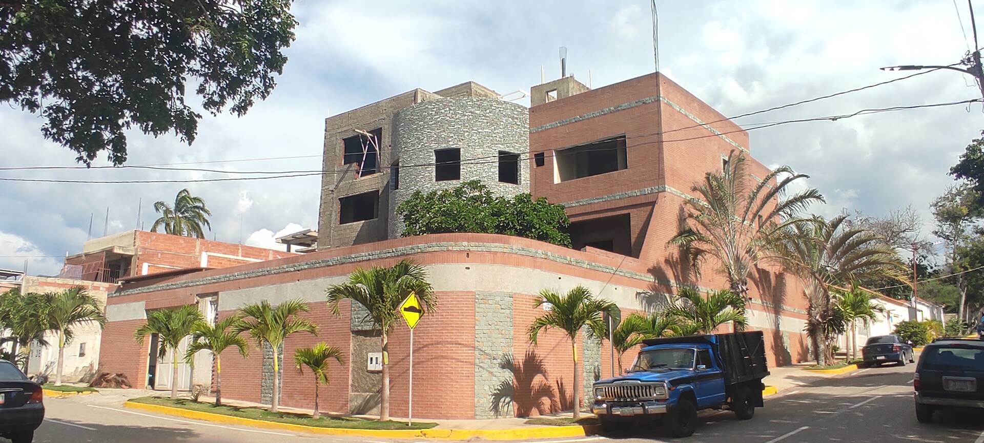 #49 - Posada para Venta en La Guaira - X