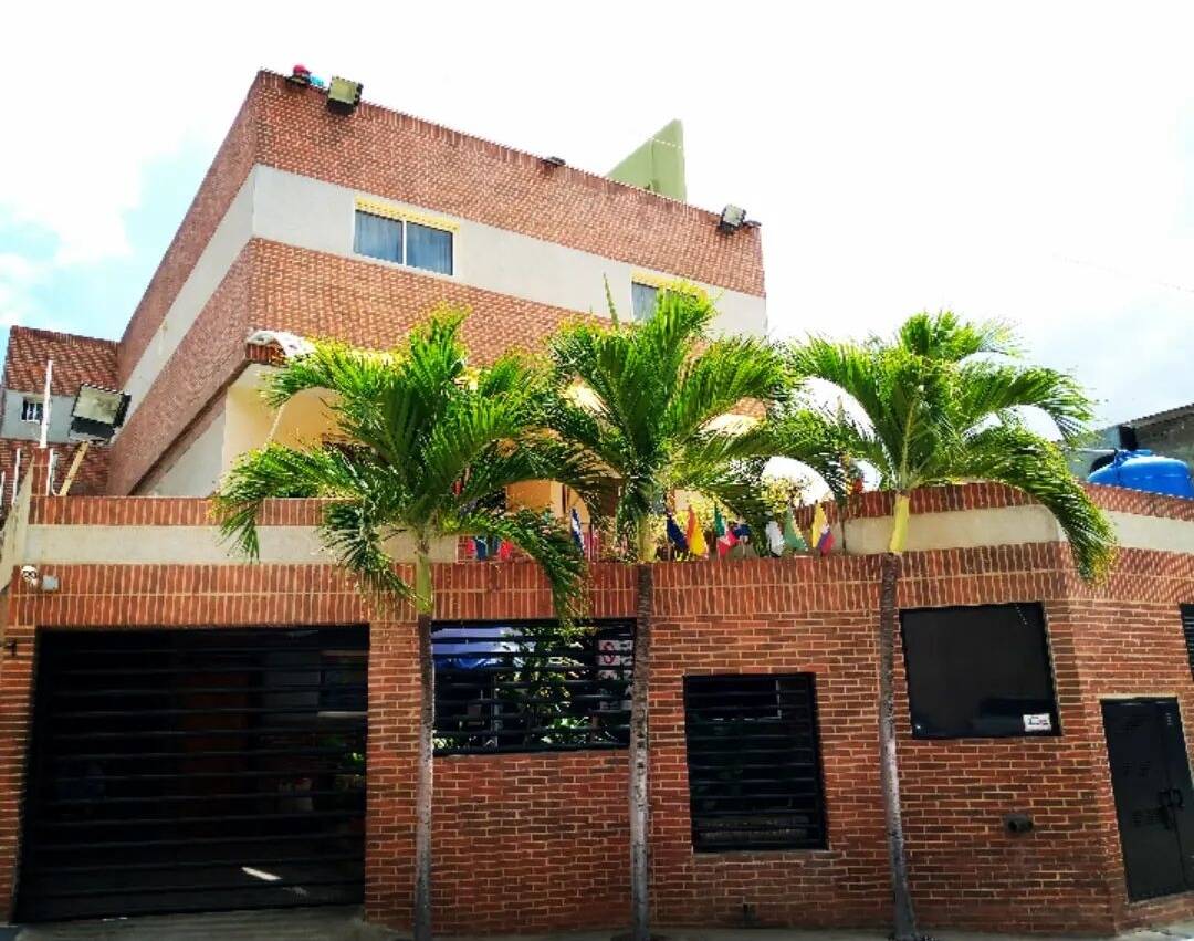 #50 - Hotel para Venta en La Guaira - X