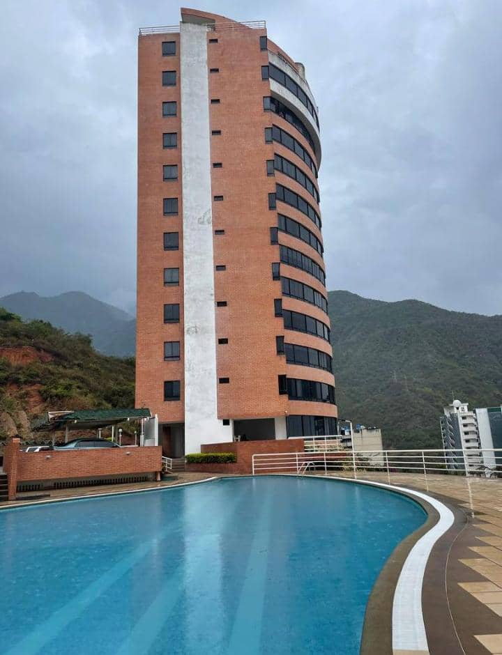 #96 - Departamento para Venta en La Guaira - X