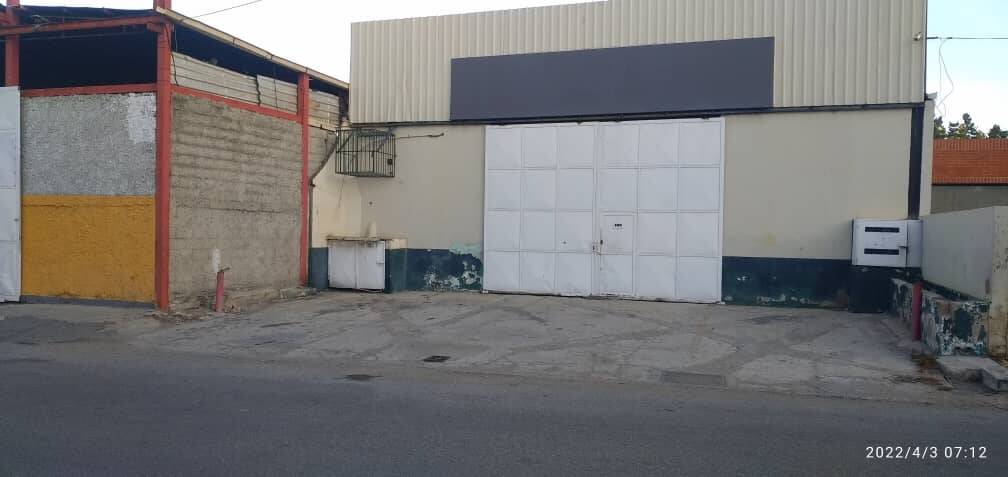 #103 - Conjunto Comercial para Alquiler en La Guaira - X