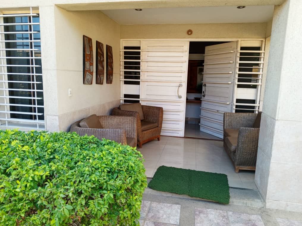 #108 - Casa para Venta en La Guaira - X