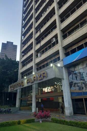 #118 - Piso Comercial para Venta en Caracas - A