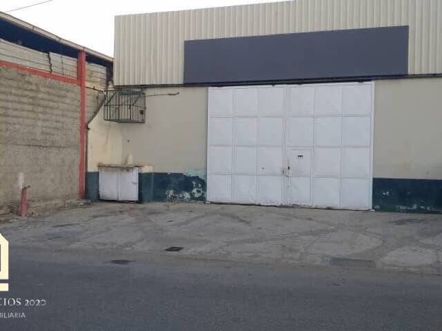 #102 - Garaje  Estacionamiento para Venta en La Guaira - X - 1