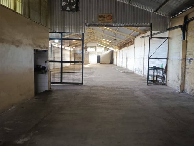 #103 - Conjunto Comercial para Alquiler en La Guaira - X - 2
