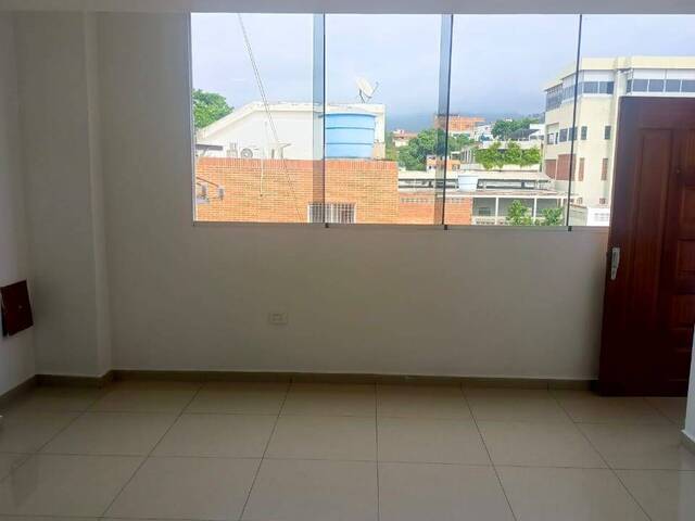 Oficina para Alquiler en La Guaira - 5