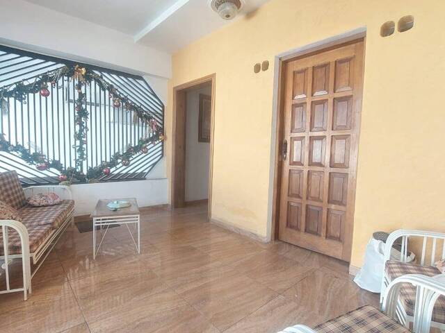 #114 - Casa para Venta en La Guaira - X - 2