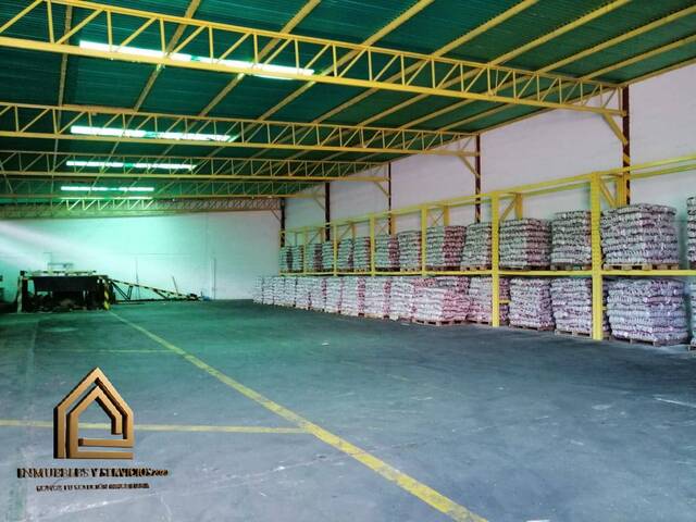 #121 - Garaje  Estacionamiento para Venta en La Guaira - X - 3