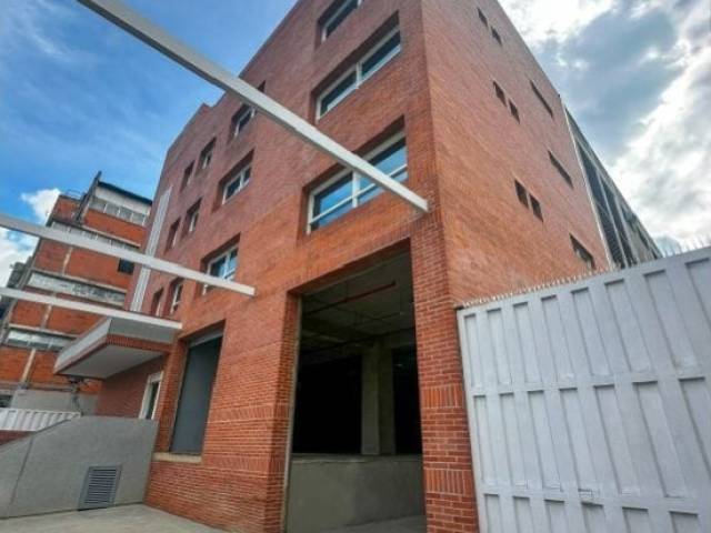 #134 - Edificio comercial para Venta en Caracas - A - 2